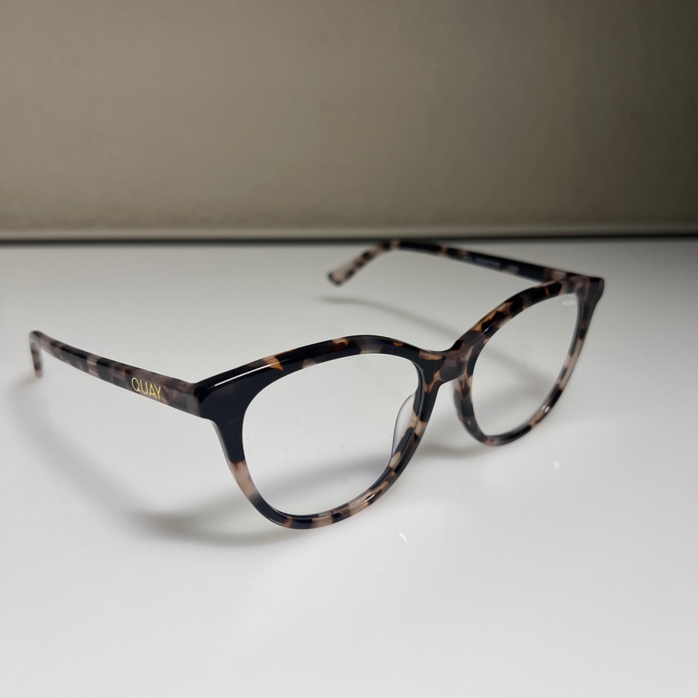 Quay Blue Light All Nighter Glasses - Picture 2 of 5